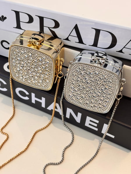 BOLSA ALLY COM STRASS