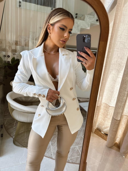 BLAZER LUXO WHITE COM BOTOES METALIZADOS