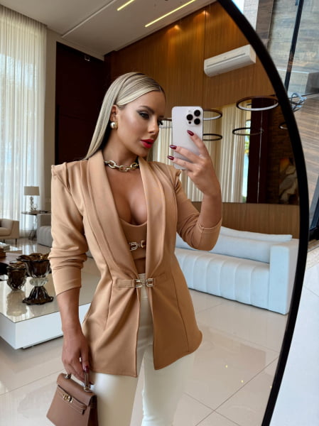 MAX BLAZER LORY COM TOP CARAMELO