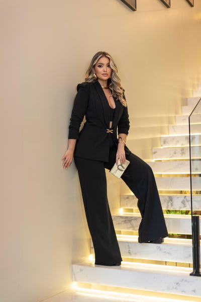 CONJUNTO LORY BLACK - BLAZER COM TOP E CALÇA